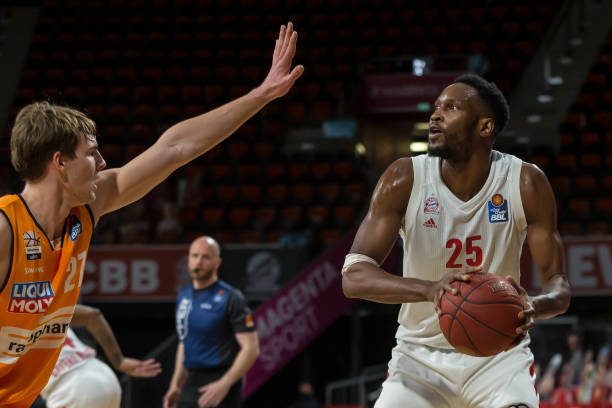 更是德国足 更是德国足