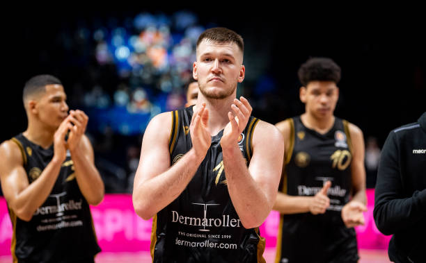 家队和顶级 家队和顶级